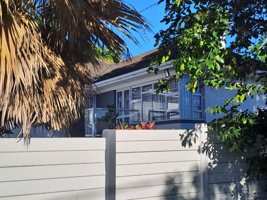 6 Bedroom Property for Sale in Bonnie Doone Eastern Cape